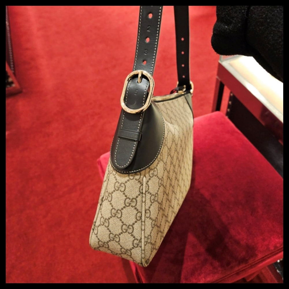 【GUCCI】GG emblem icon canvas medium shoulder bag