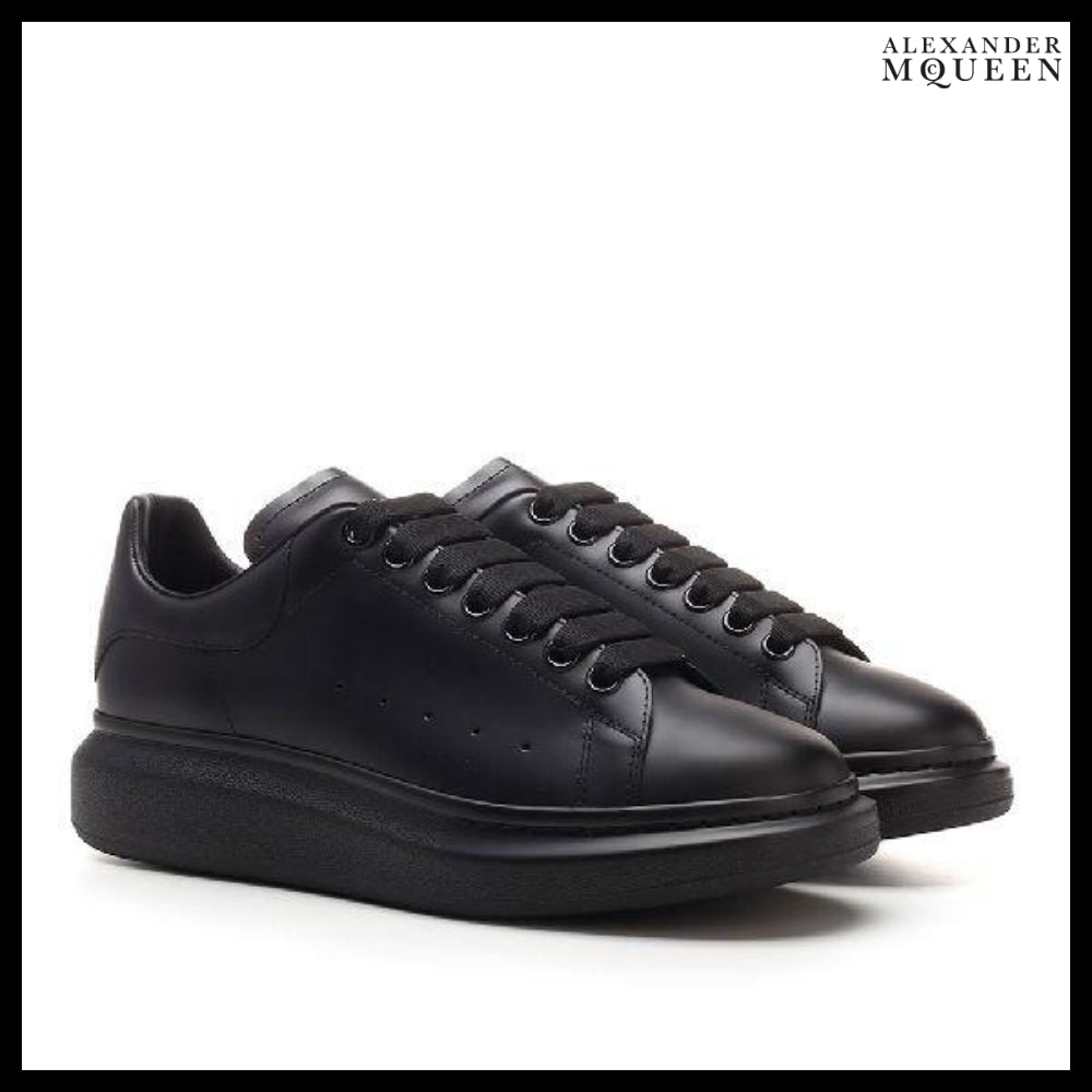 【Alexander Mcqueen】Black Oversized Sneakers