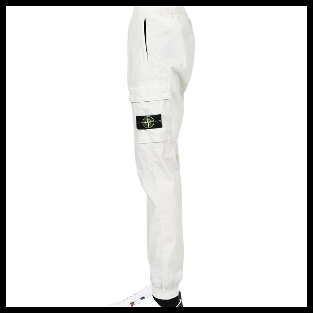 【STONE ISLAND】Wappen Patch Zip Pocket Tapered Cargo Pants