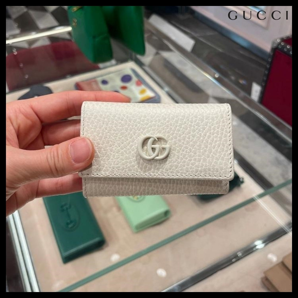 【GUCCI】 プチマーモントドラカーフフラップキーケースホワイト