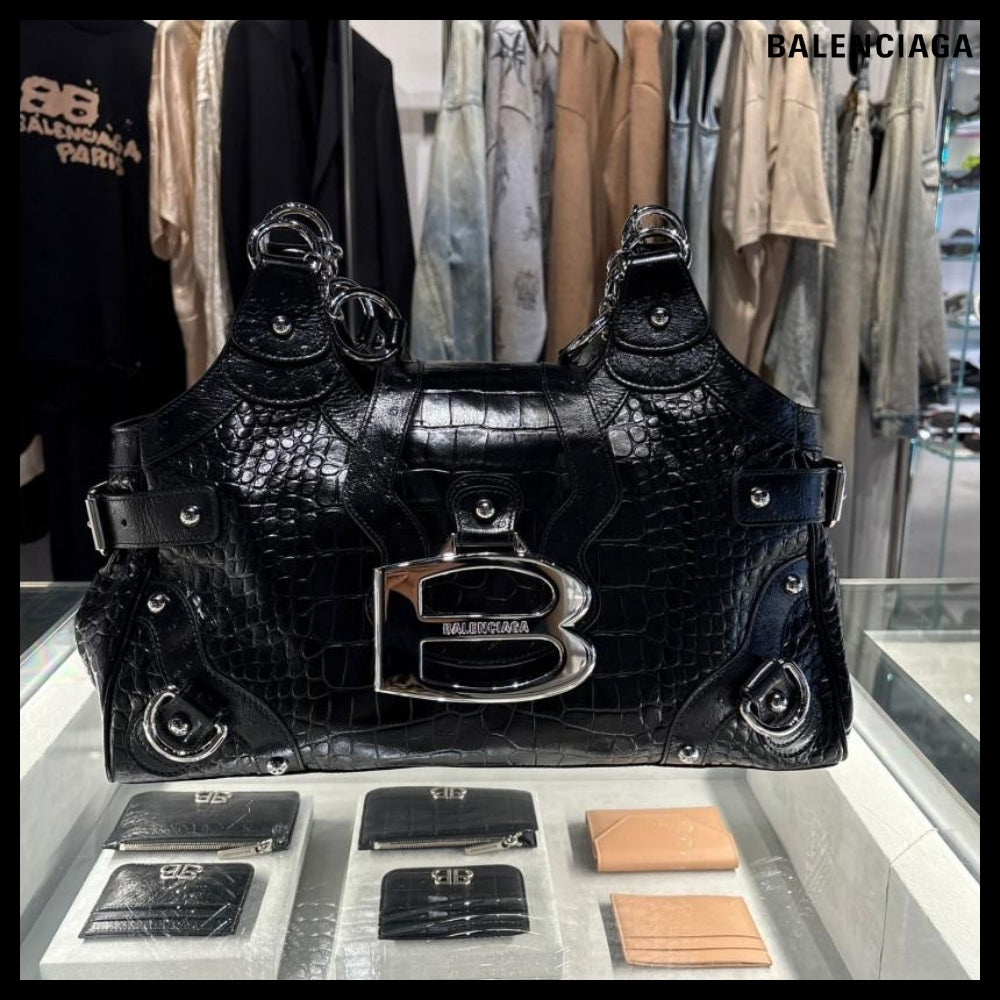 【BALENCIAGA】Essex Medium Bowling Bag