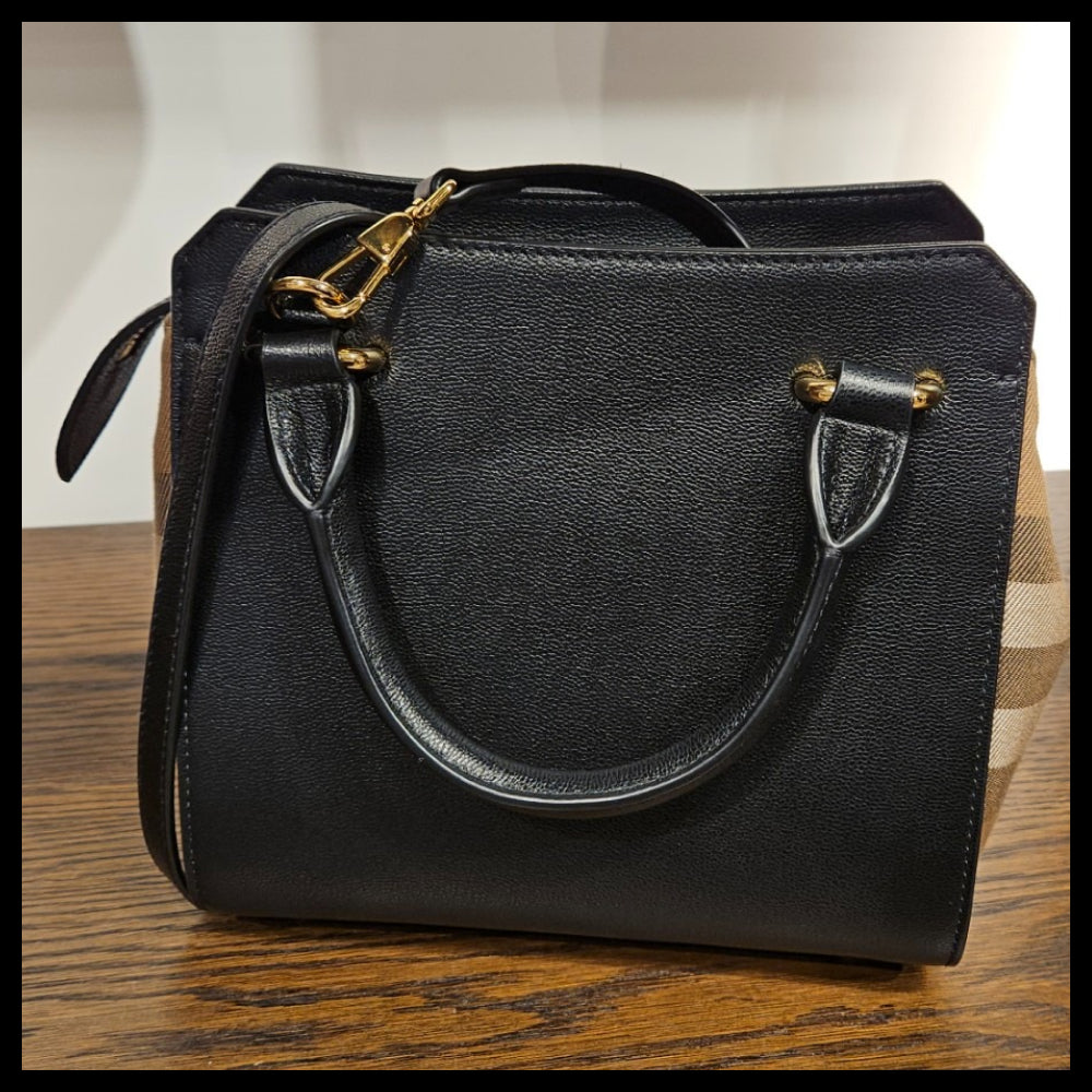 【BURBERRY】BANWELL house check mini tote bag black