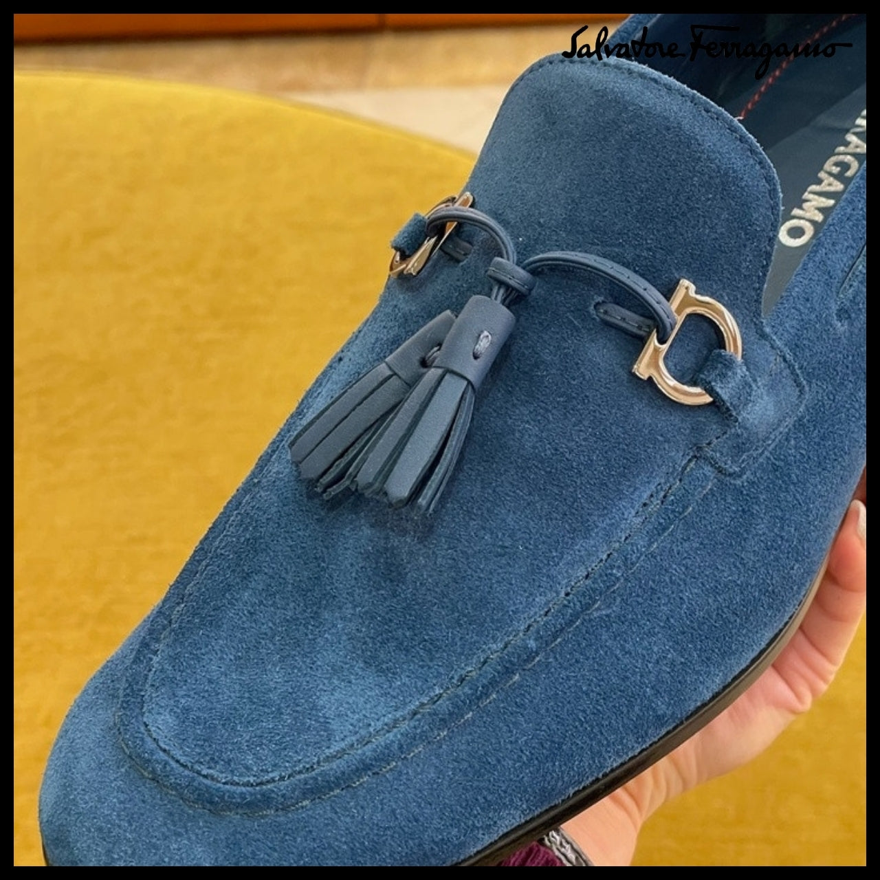 【FERRAGAMO】BASILEA 2 GANCINI TASSEL SUEDE LOAFERS BLUE
