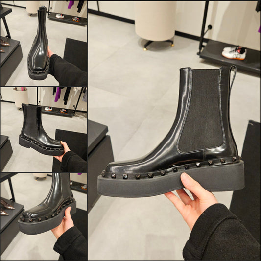 【Valentino】Women’s Rockstud leather Chelsea boots black