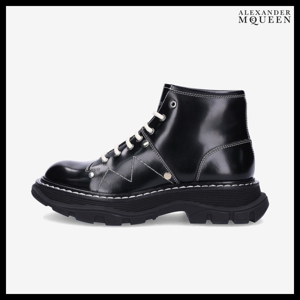 【Alexander Mcqueen】Tread Lace-Up Boots Black Silver