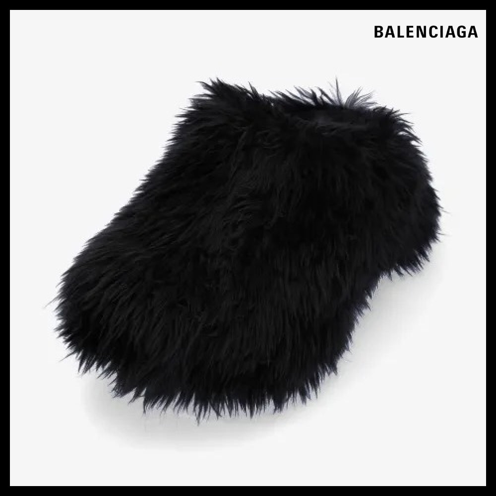 【BALENCIAGA】Crocs Fake Fur Mules Black