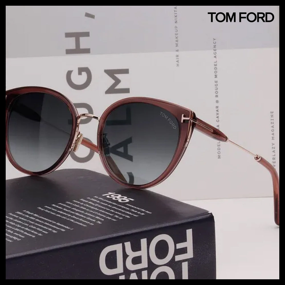 【TOM FORD】Cat-Eye Semi-Transparent Horn-Rimmed Sunglasses