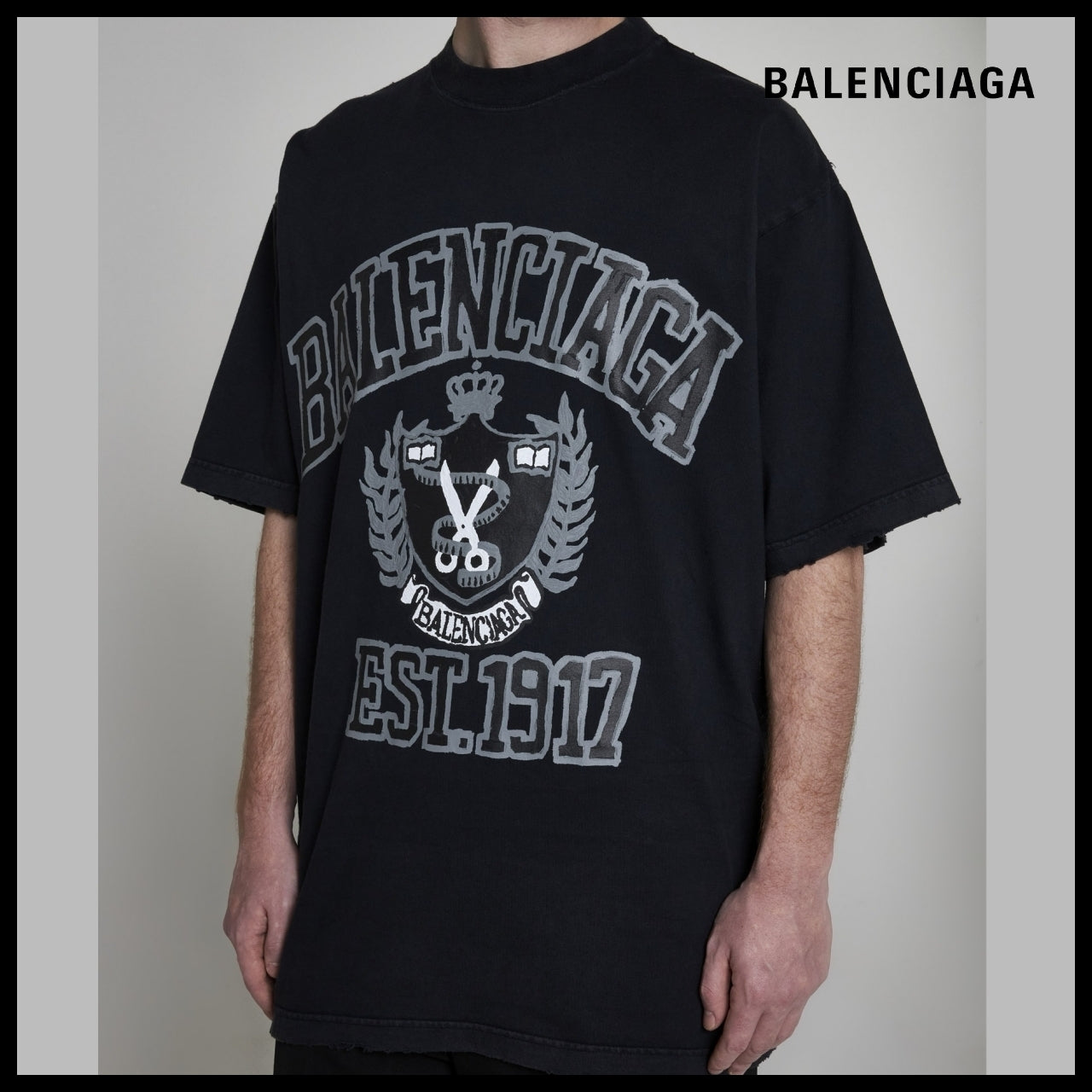 【BALENCIAGA】DIY College Medium Fit T-Shirt Black