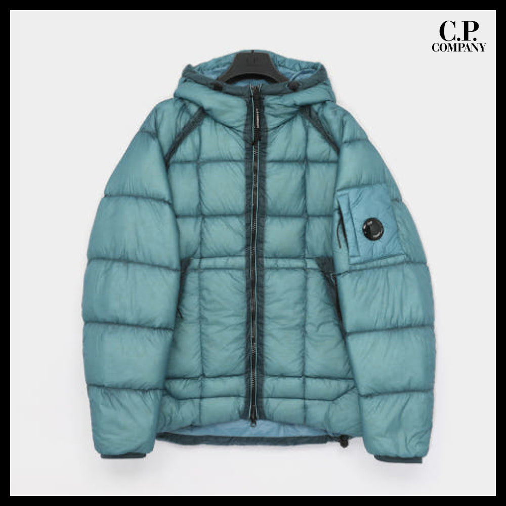 【C.P. Company】Lens patch medium hooded padded jacket