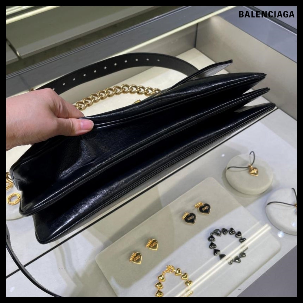 【BALENCIAGA】BB Soft Flap Bag L Black
