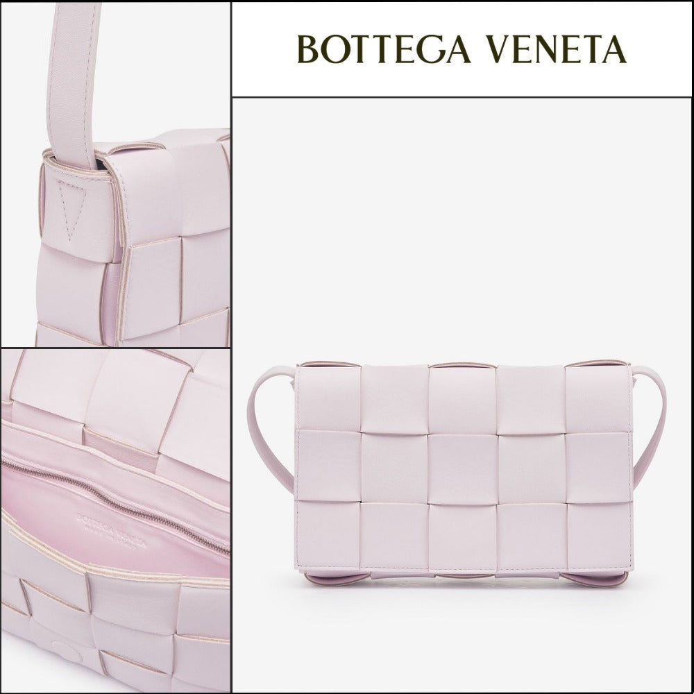 【BOTTEGA VENETA】Lambskin Leather Cassette Bag Bliss Washed