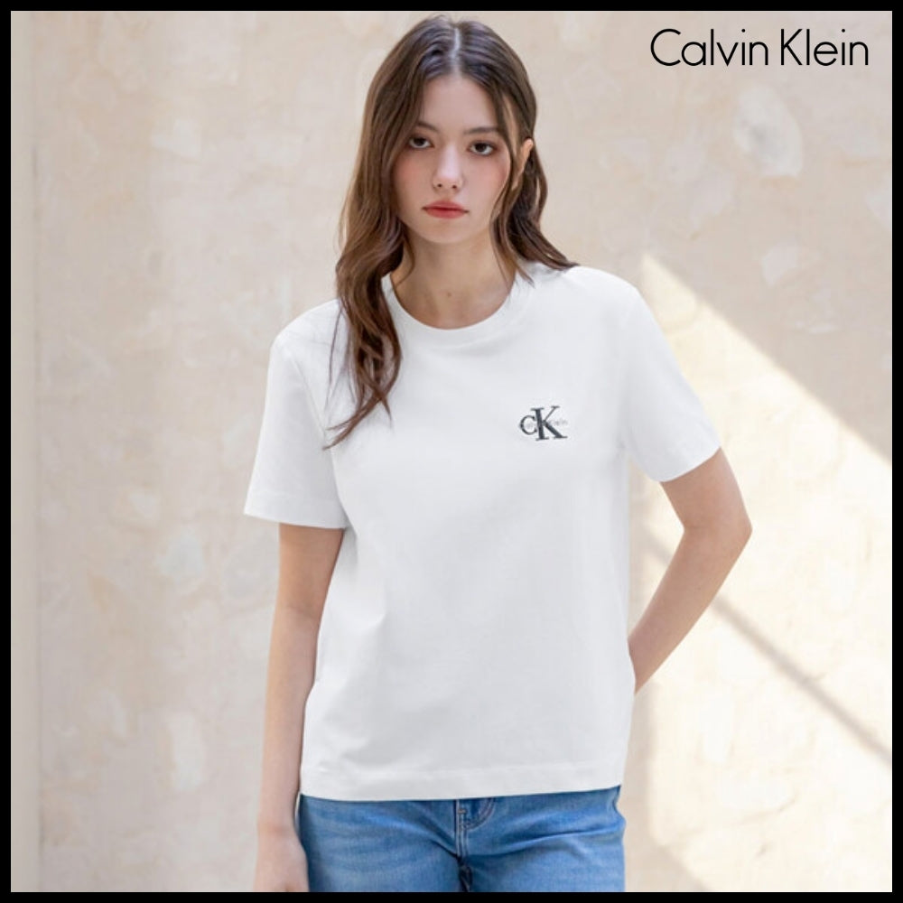 【Calvin Klein】Regular Fit Small Monogram Sleeve T-Shirt