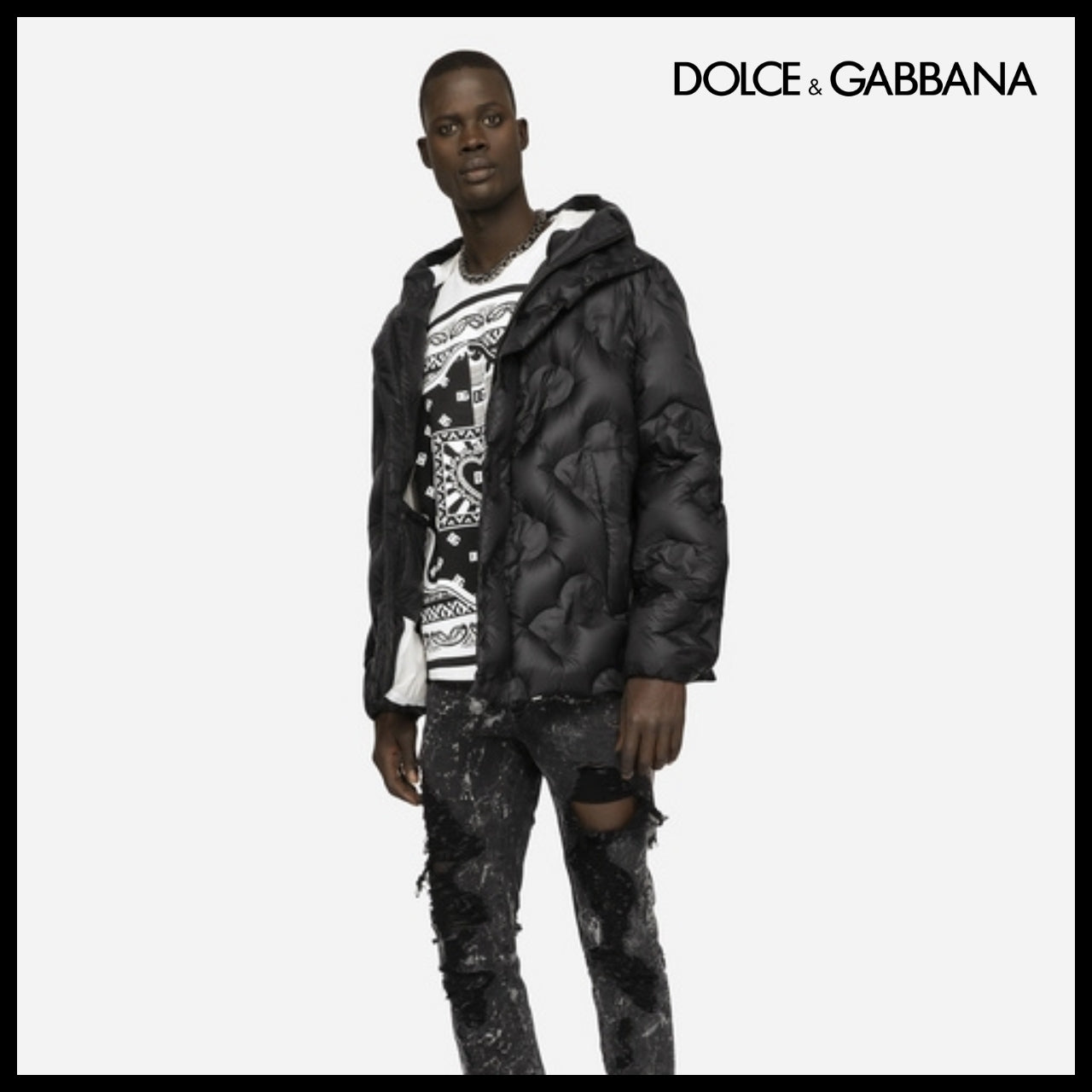 【Dolce & Gabbana】COTTON T-SHIRT WITH BANDANNA PRINT