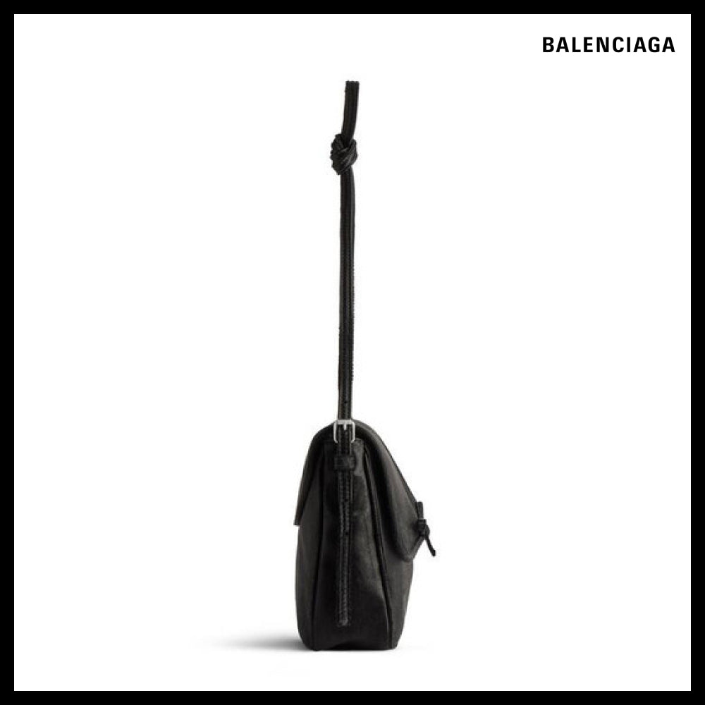 ★BALENCIAGAアウトレット セール ★Leopolda Pochette Black