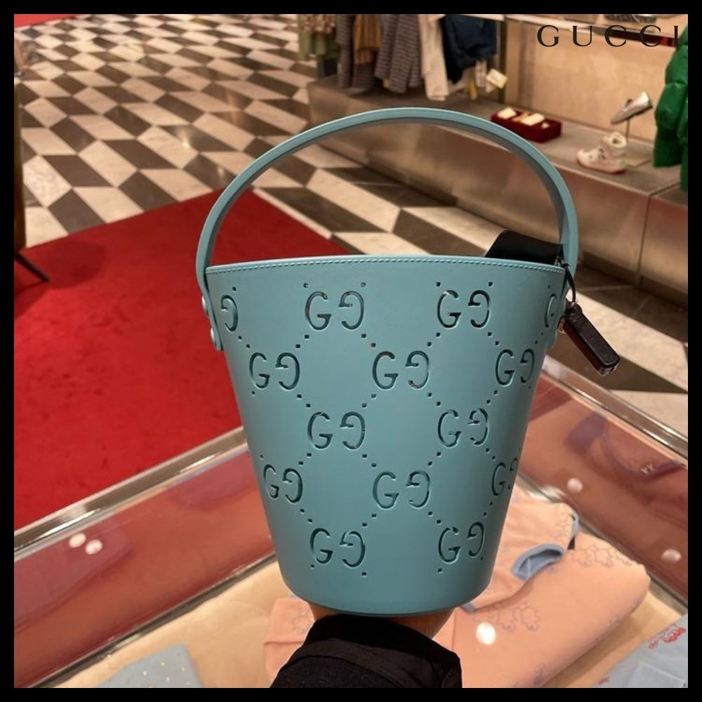 【GUCCI】パンチング モノグラム ラバー トートバッグ (3カラー)
