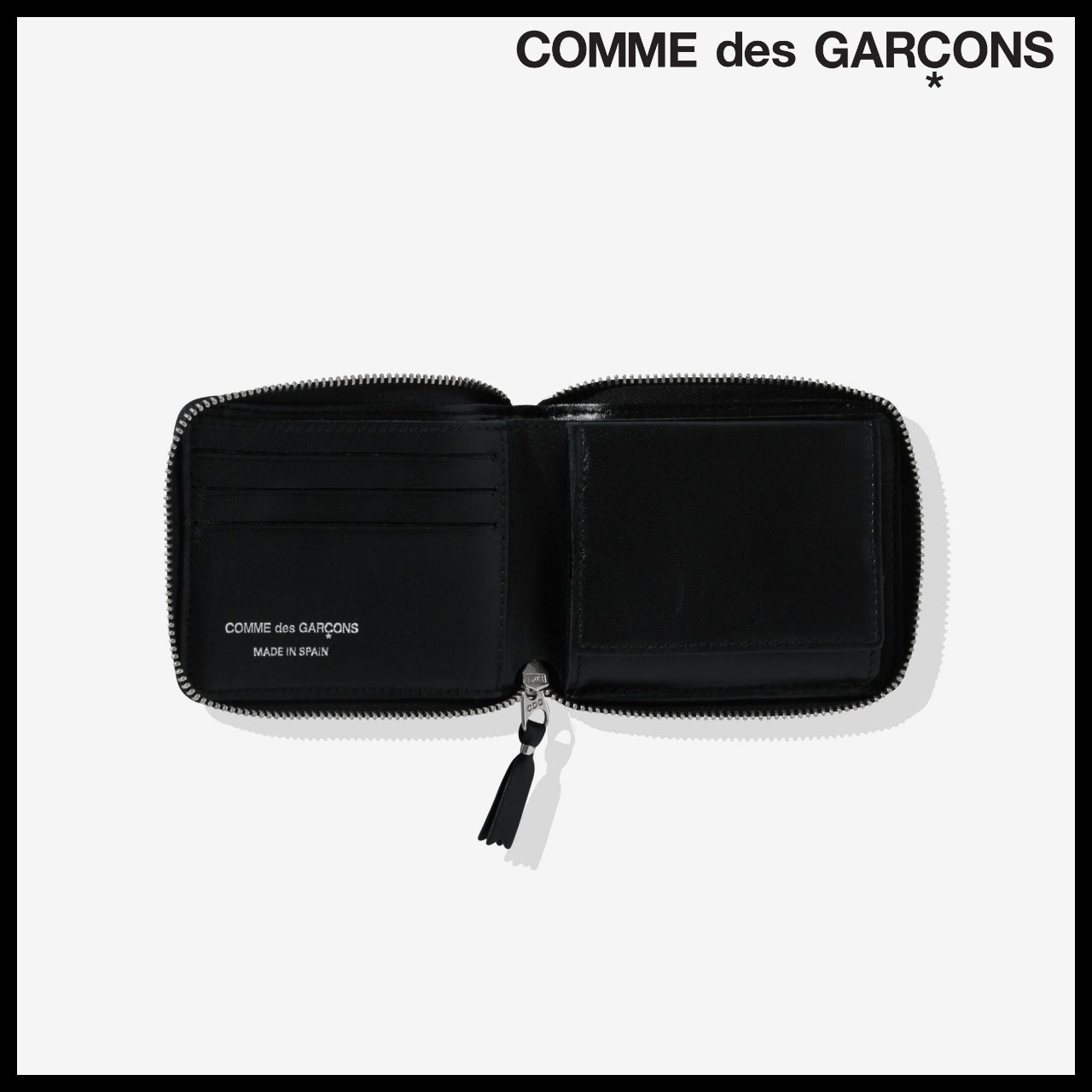 【COMME des GARCONS】Silver Eyelet Full Zip Around Wallet