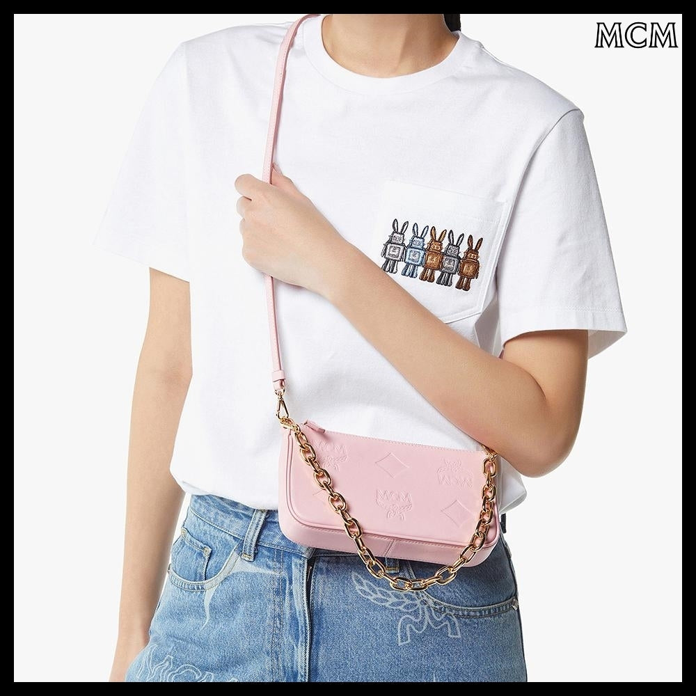 【MCM】Aren maxi monogram leather chain crossbody