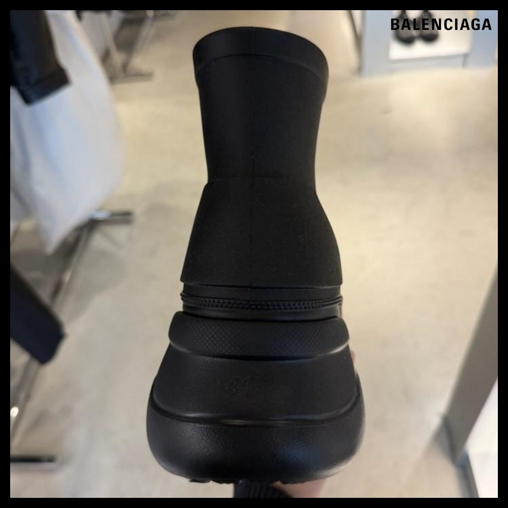 【BALENCIAGA】Rubber Men’s Ankle Boots Black
