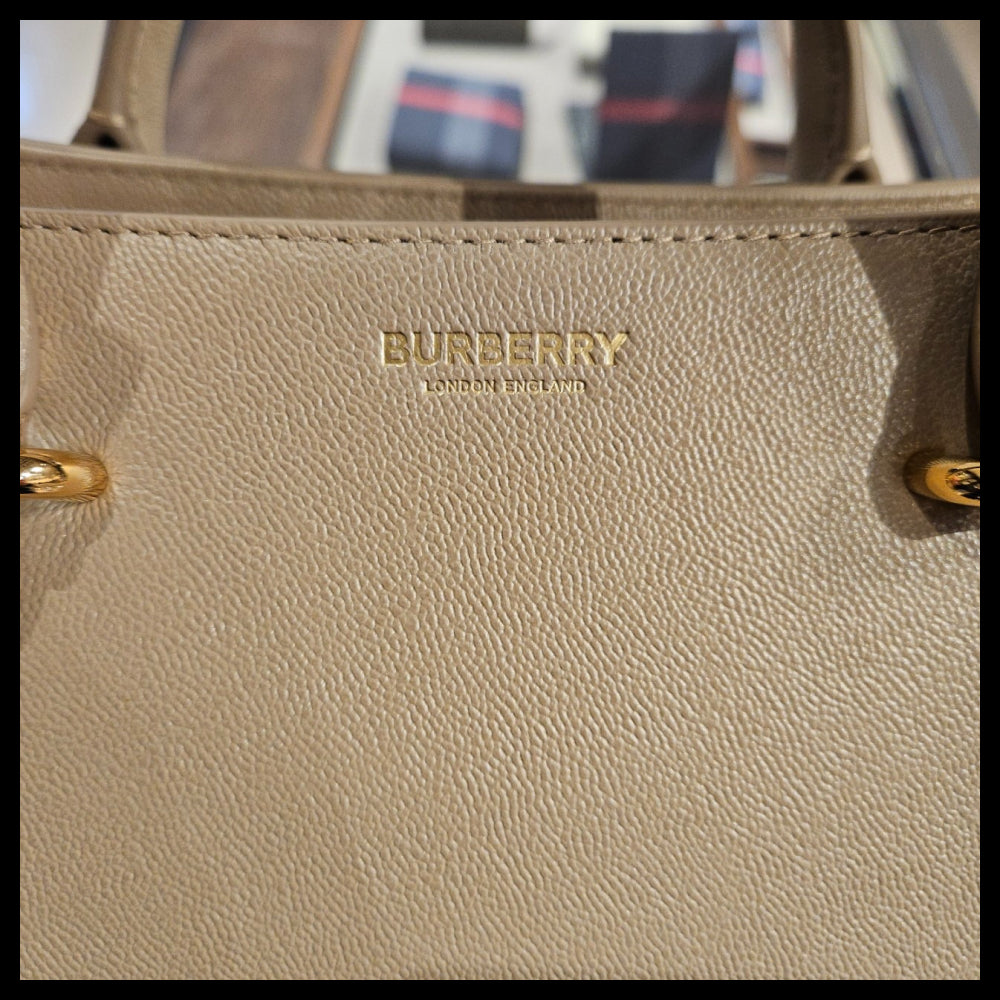 【BURBERRY】BANWELL house check mini tote bag chestnut beige
