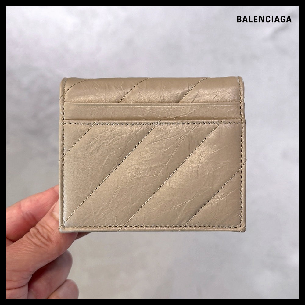 【BALENCIAGA】Card Holder Quilted