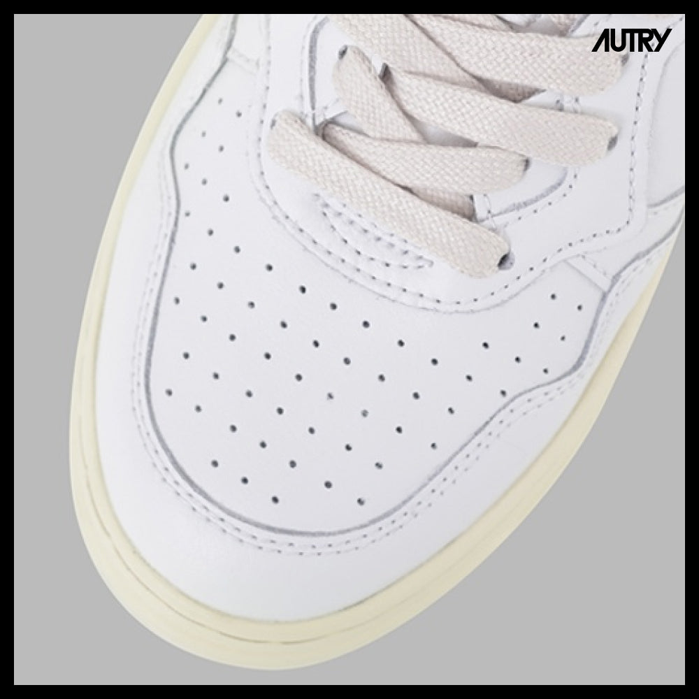 【Autry】AULW LL06 Medalist Women's Sneakers Gold Tab