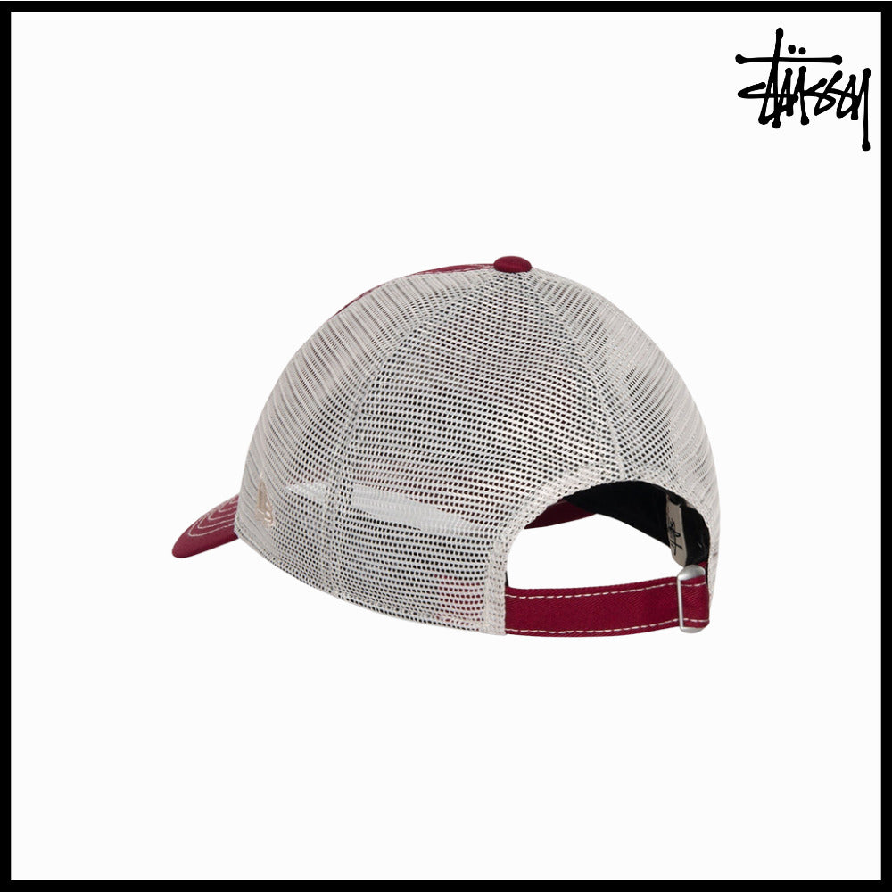 【STUSSY】Basic New Era Trucker Cap Cardinal