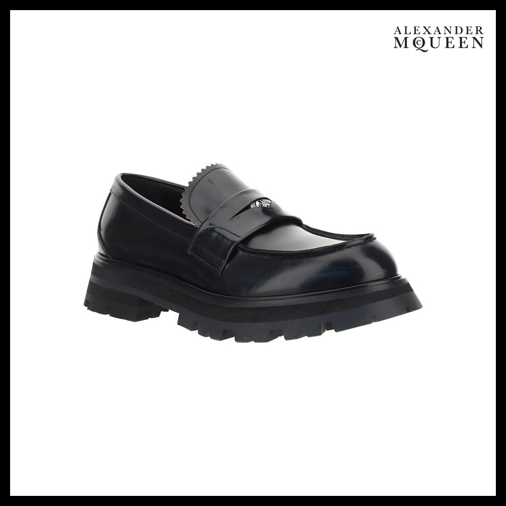 【Alexander Mcqueen】Ridged Leather Loafers Black