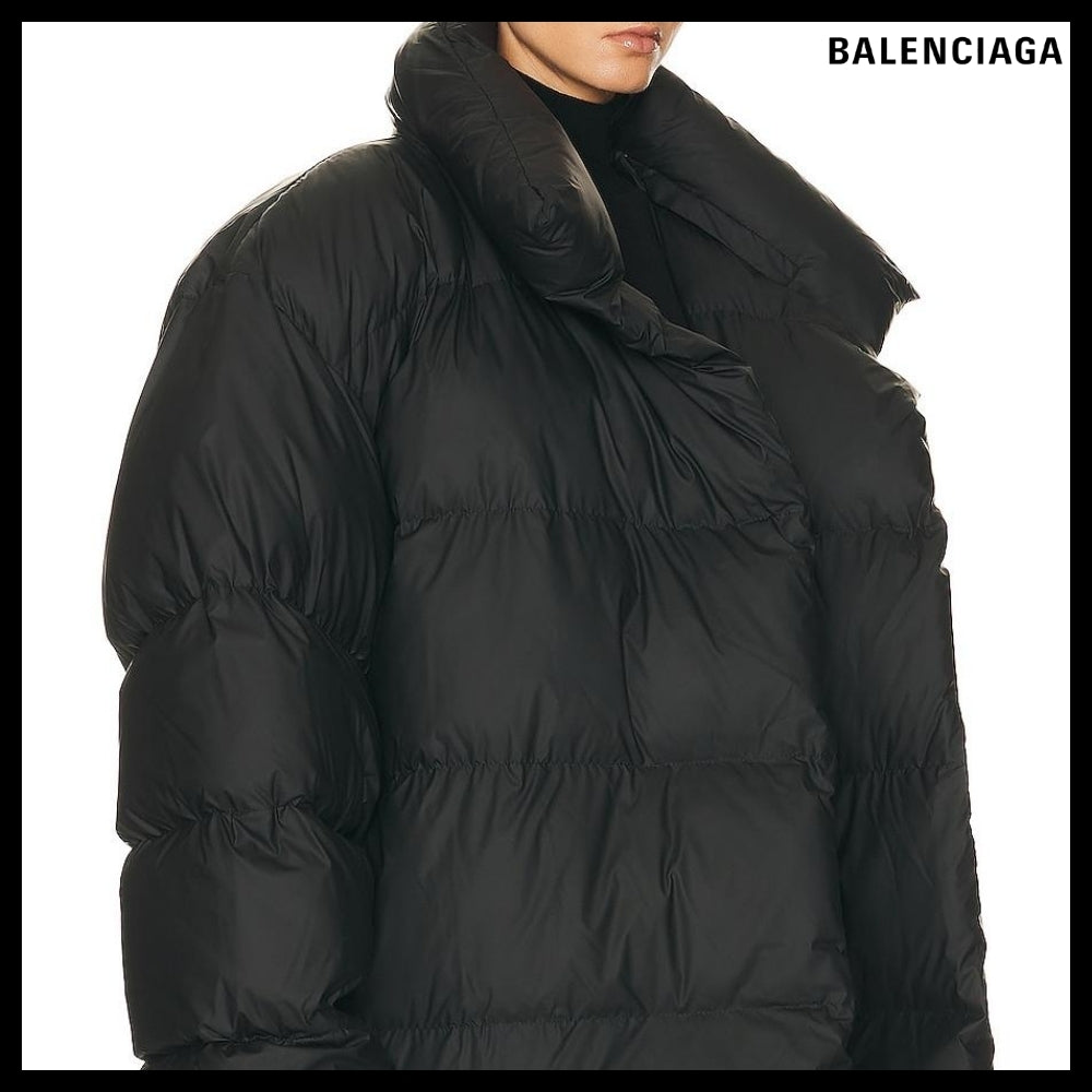 【BALENCIAGA】Wrap Puffer Jacket Oversized Black