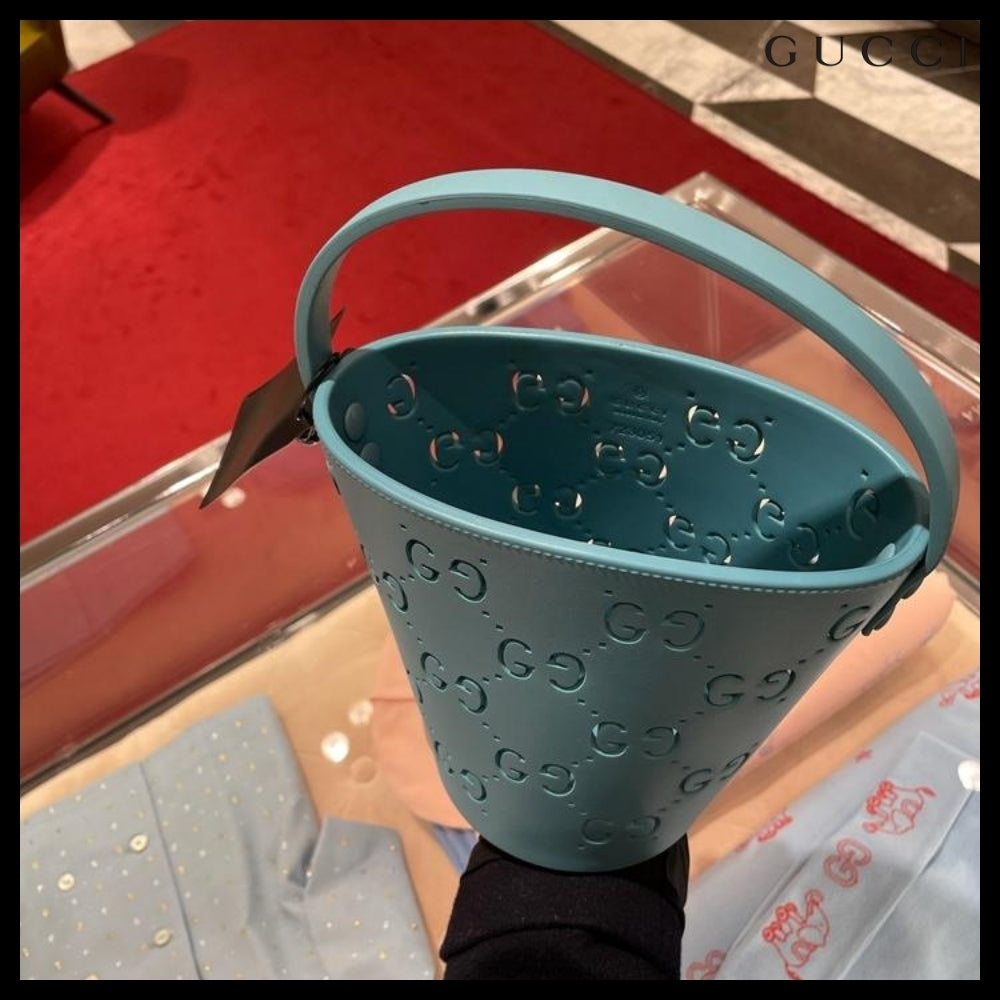 【GUCCI】パンチング モノグラム ラバー トートバッグ (3カラー)