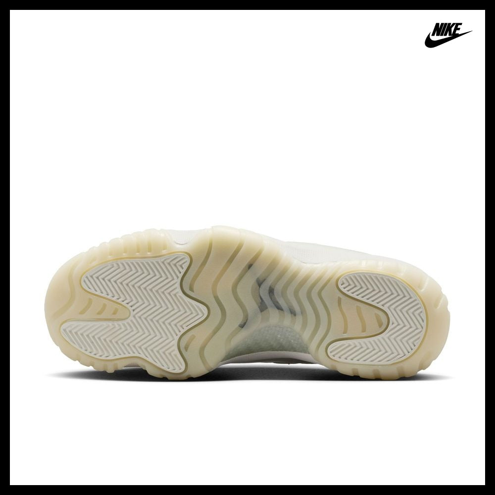 【NIKE】W AIR JORDAN 11 Retro Pearl