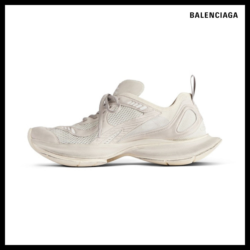 【BALENCIAGA】Circuit Sneakers Beige