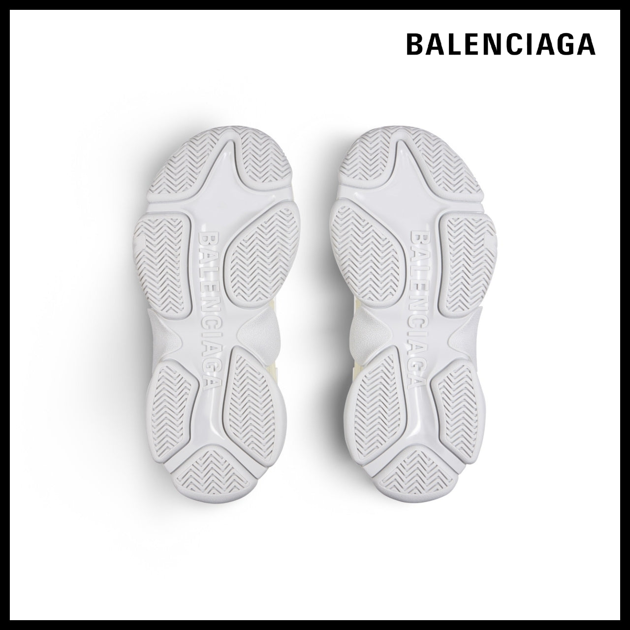 【BALENCIAGA】Triple S Trainers Off-White