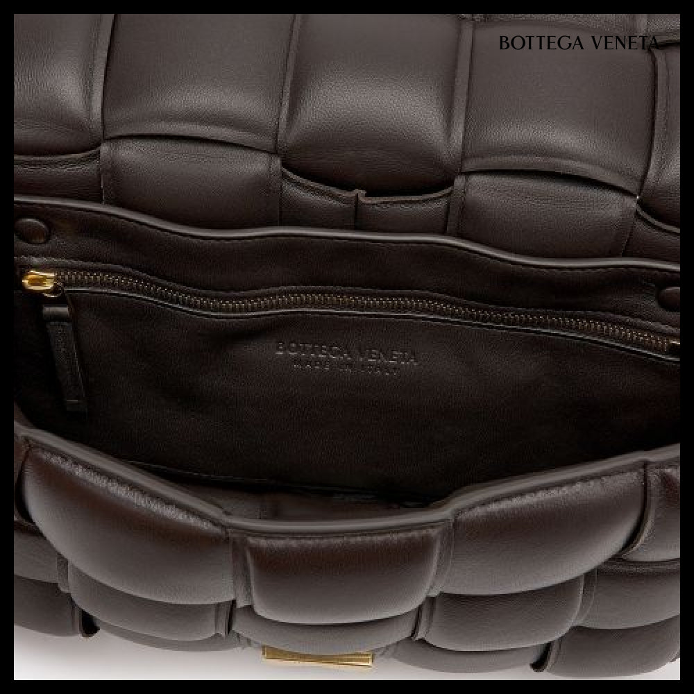 【BOTTEGA VENETA】Padded Cassette Shoulder Bag Fondant