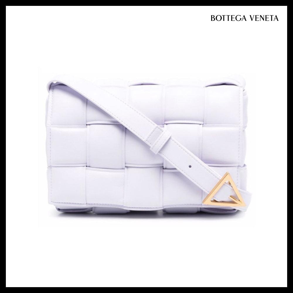 【BOTTEGA VENETA】Padded Leather Cassette Bag Musk Washed