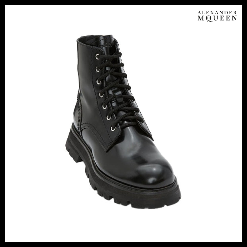 【Alexander Mcqueen】Wander Boots in Black