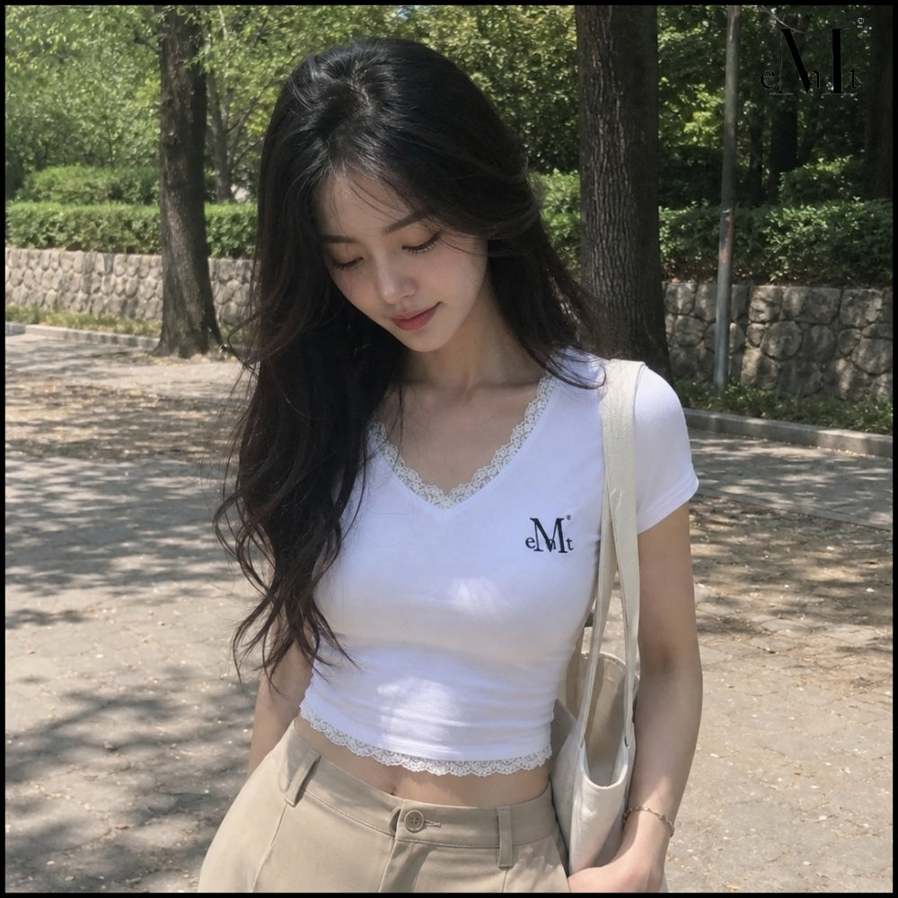 【MUCENT】Sunnier Lace V-Neck Short Sleeve Tee (3 Colors)