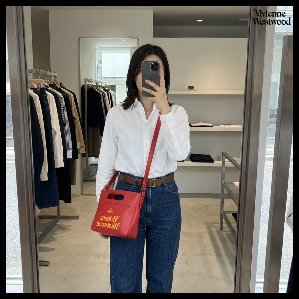 ◆Vivienne Westwood◆ Carry Logo Print Shoulder Bag