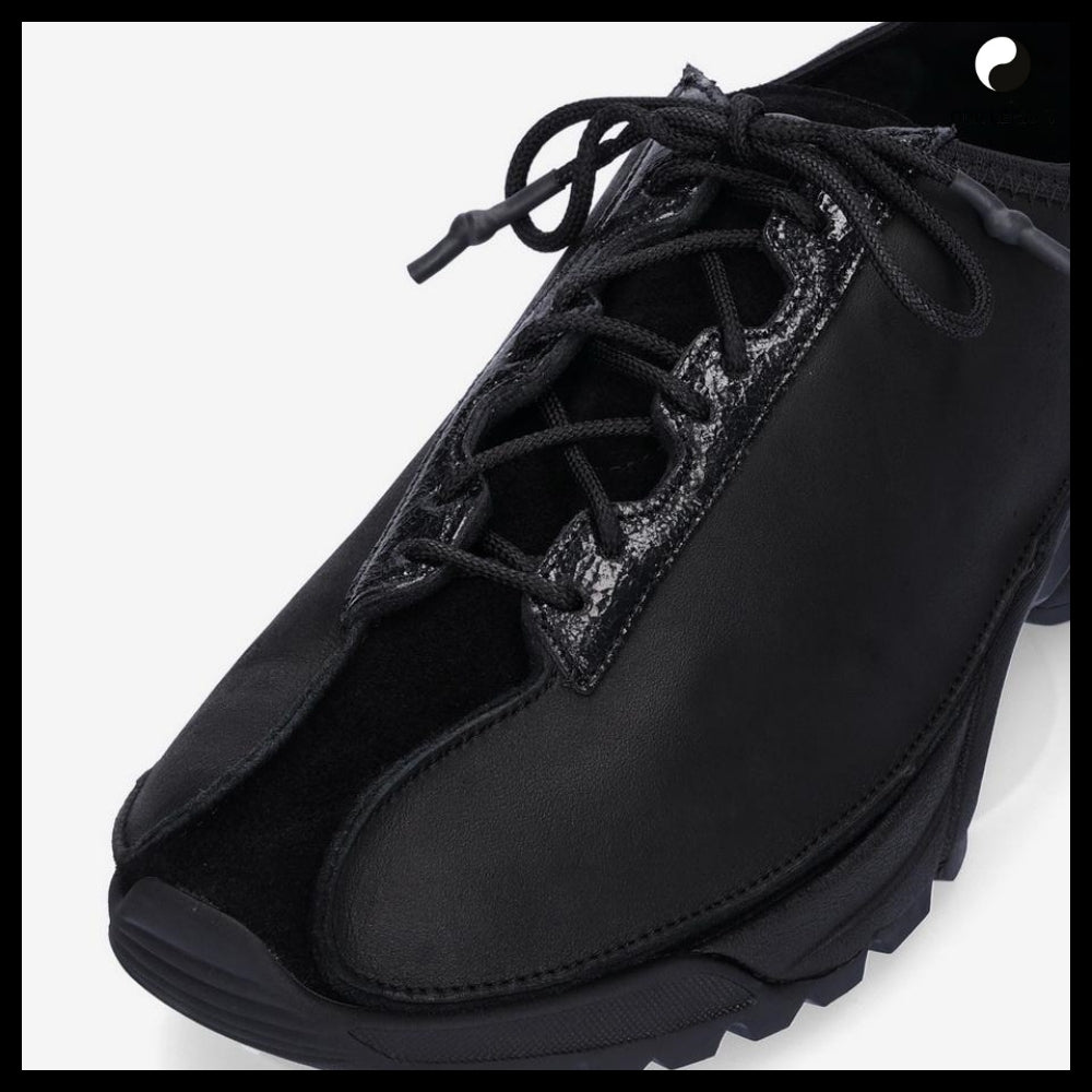 【OUR LEGACY】Clove Sneakers - Black