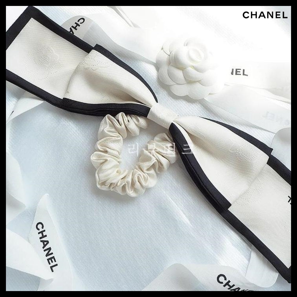 【CHANEL】Camellia Lettering Logo Twilly Scrunchie Hairband