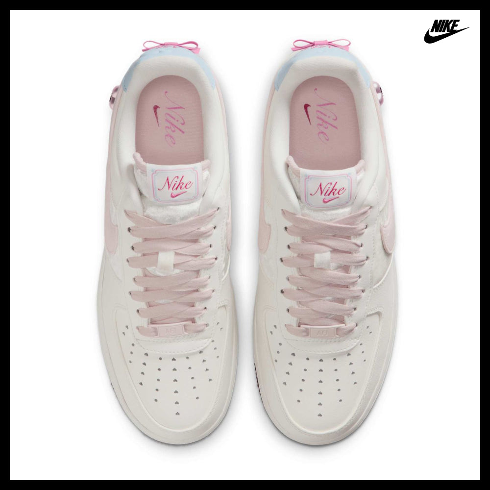 【NIKE】Air Force 1 07 W Light Armory Blue Silt Red