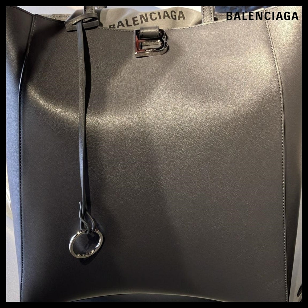 ★BALENCIAGAアウトレット セール ★Hourglass Soft Tote Bag
