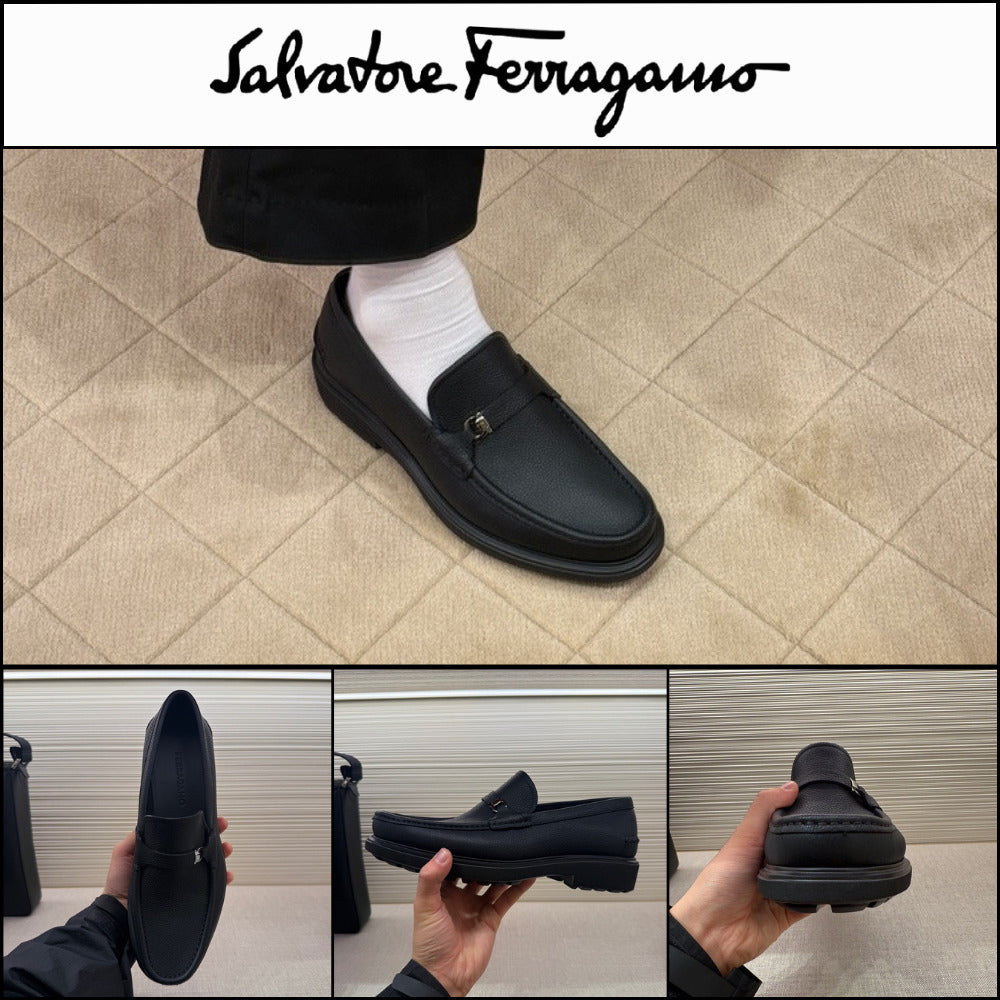 【FERRAGAMO】GALLAGHER MINI GANCINI GRAIN LOAFERS BLACK