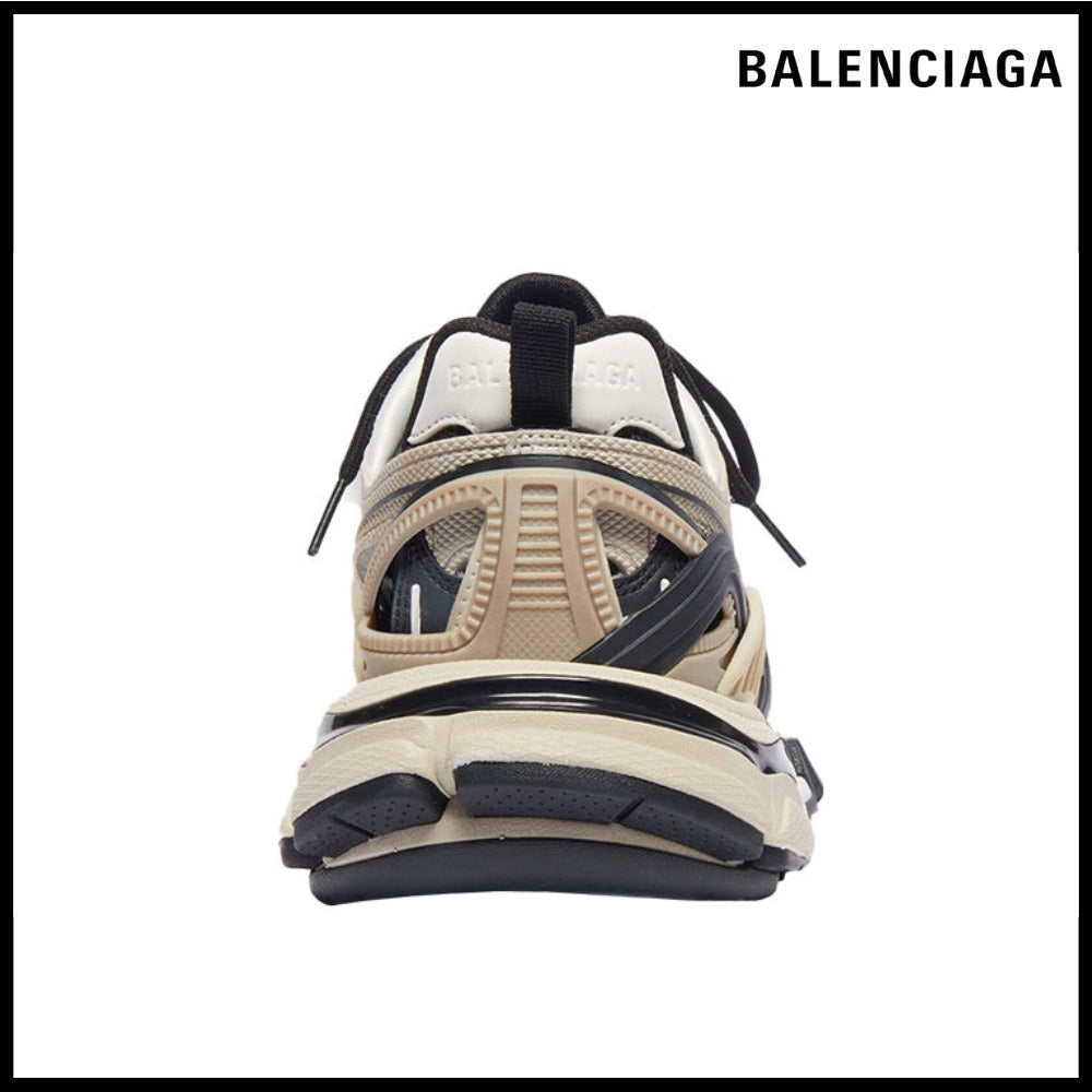 【BALENCIAGA】Track.2 Trainer Beige Black