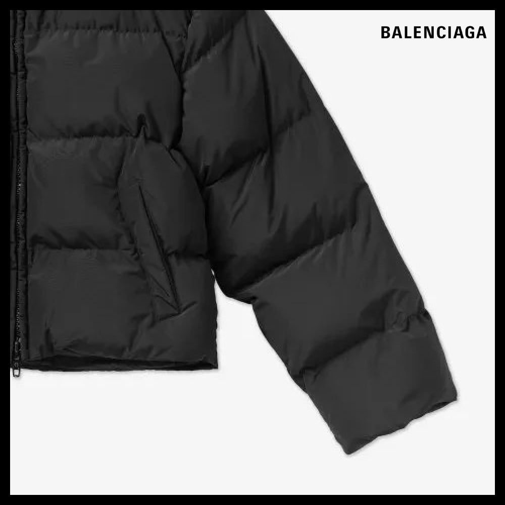 【BALENCIAGA】Shrunk Puffer Jacket Black