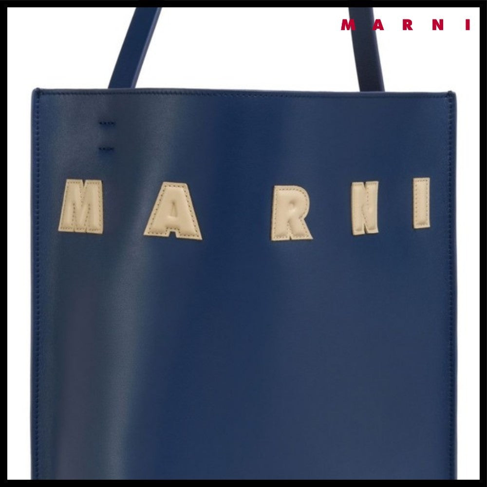 【MARNI】 LOGO EMBOSSED CALFSKIN TOTE BAG