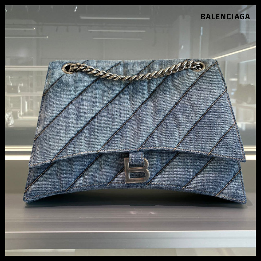 ★BALENCIAGAアウトレットセール ★Crush M Chain Shoulder Bag